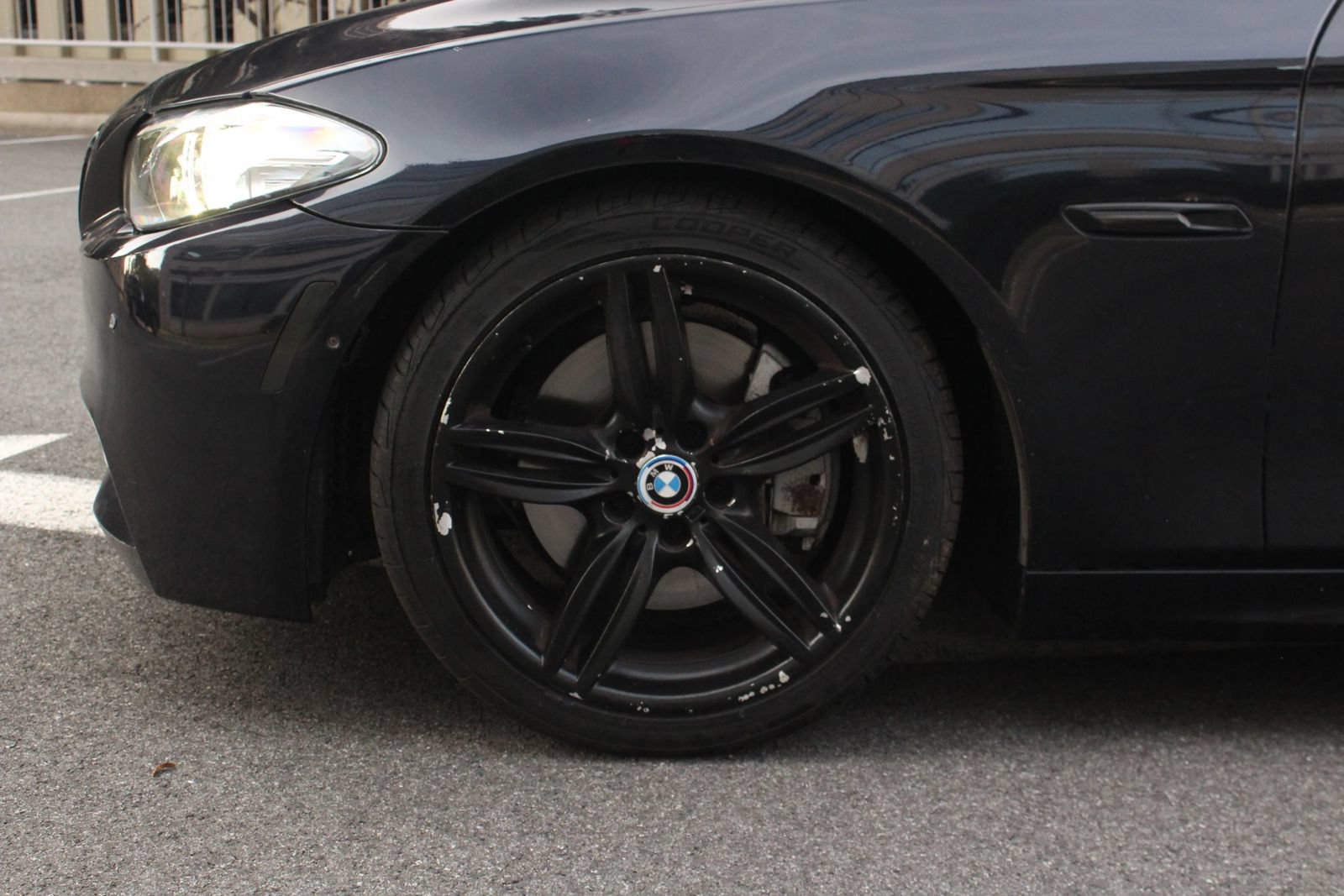 Used 2014 BMW 550i xDrive Sedan AWD/4WD image 11