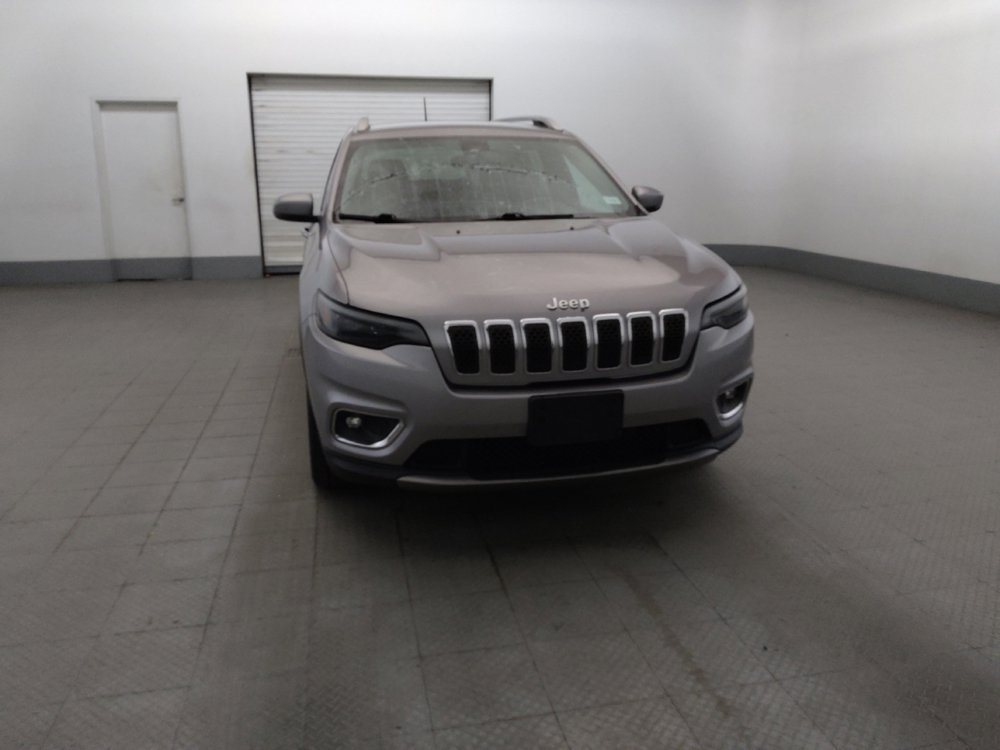 Used 2019 Jeep Cherokee Limited FWD image 14