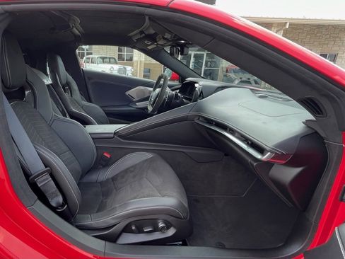 Used 2023 Chevrolet Corvette Stingray Premium Cpe w/ Z51 Performance Package image 29