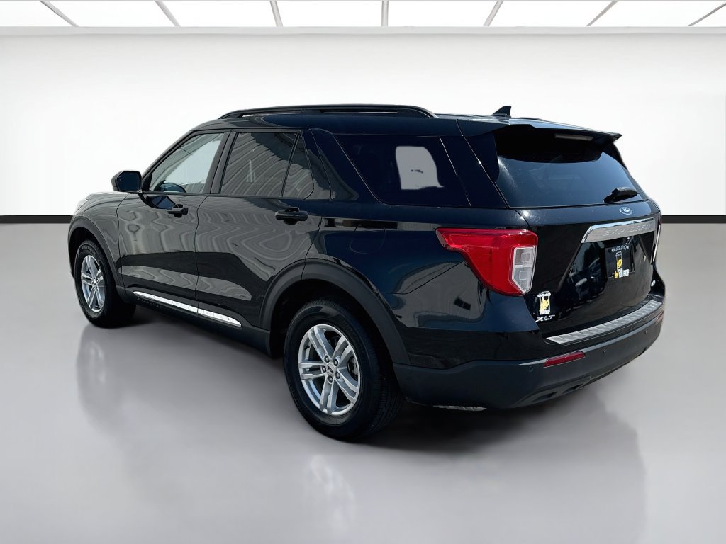 Used 2022 Ford Explorer XLT AWD/4WD image 7