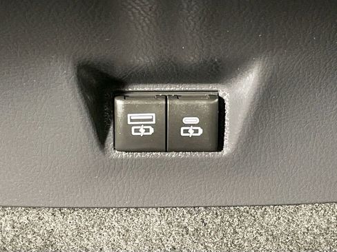 Used 2025 Toyota Camry LE image 26