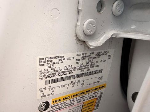 Certified 2020 Ford Expedition XLT w/ Equipment Group 201A image 16