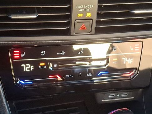 Used 2025 Volkswagen Jetta GLI Autobahn w/ GLI Black Package image 16