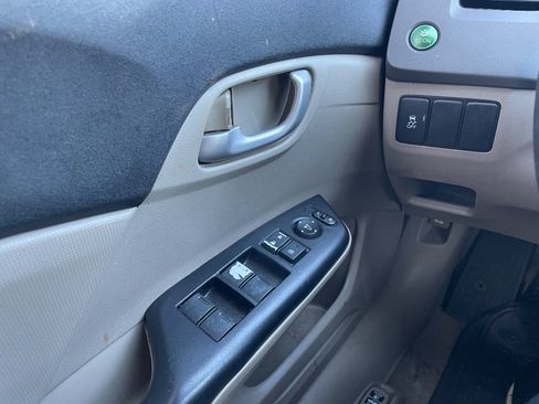 Used 2012 Honda Civic LX image 39