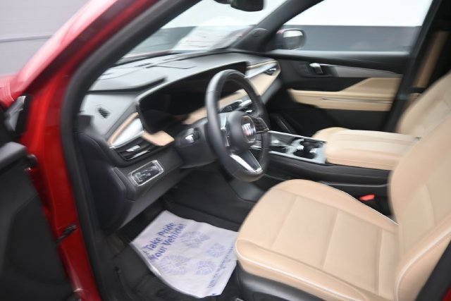 Used 2025 Buick Enclave Preferred w/ Trailering Package, 5000 lbs. AWD/4WD image 9