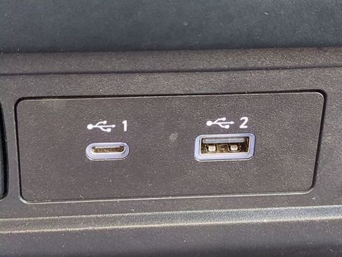 Certified 2022 Nissan Frontier SV image 22