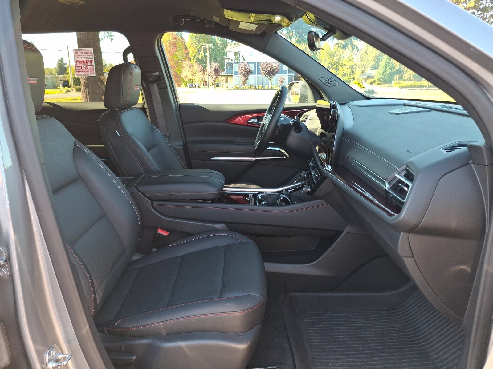 Used 2024 Chevrolet Traverse Z71 w/ Enhanced Driving Package AWD/4WD image 27