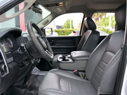 Used 2018 RAM 1500 Tradesman image 7