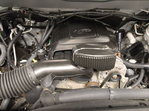 Used 2019 Chevrolet Silverado 2500 W/T w/ WT Convenience Package AWD/4WD image 30