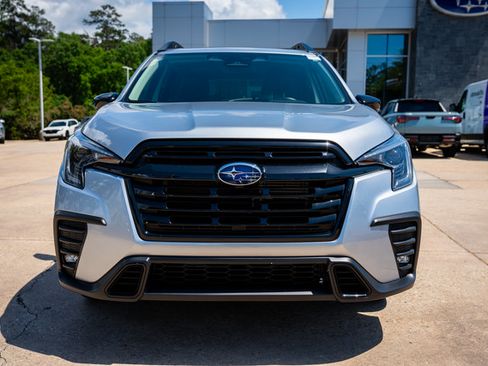 Certified 2025 Subaru Ascent Onyx Edition AWD/4WD image 12