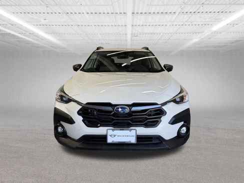 Used 2024 Subaru Crosstrek 2.0i Premium w/ Crosstrek Mirror Package AWD/4WD image 8