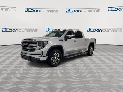 Used 2022 GMC Sierra 1500 SLT AWD/4WD image 4