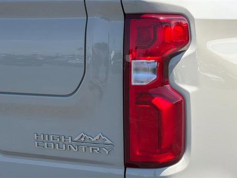New 2026 Chevrolet Silverado 1500 High Country AWD/4WD image 33