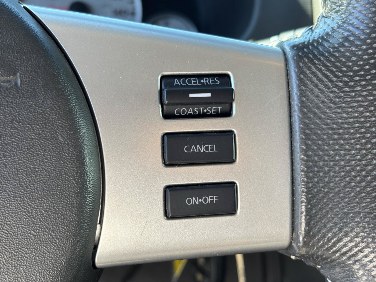 Used 2014 Nissan Xterra PRO-4X w/ Pro-4x Leather Package AWD/4WD image 21