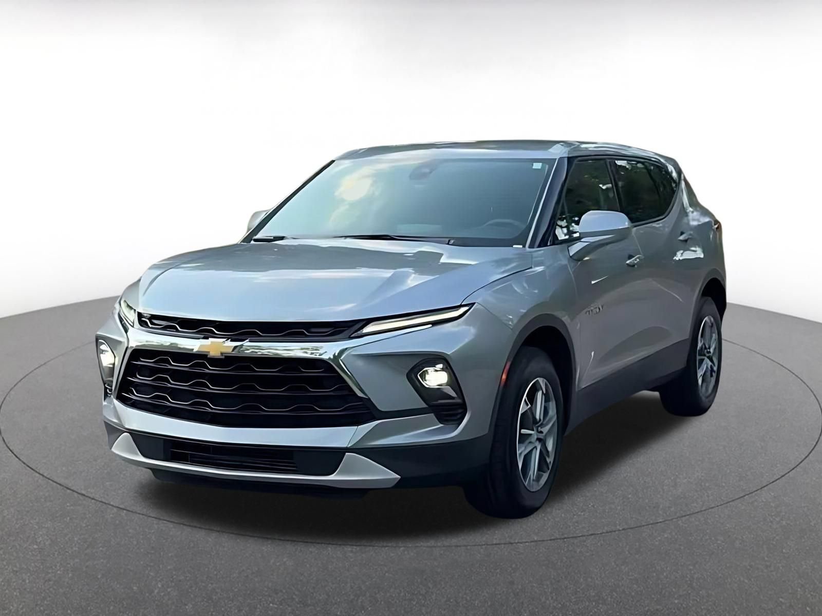 Used 2025 Chevrolet Blazer LT FWD image 6