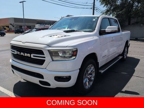 Used 2023 RAM 1500 Laramie AWD/4WD image 3