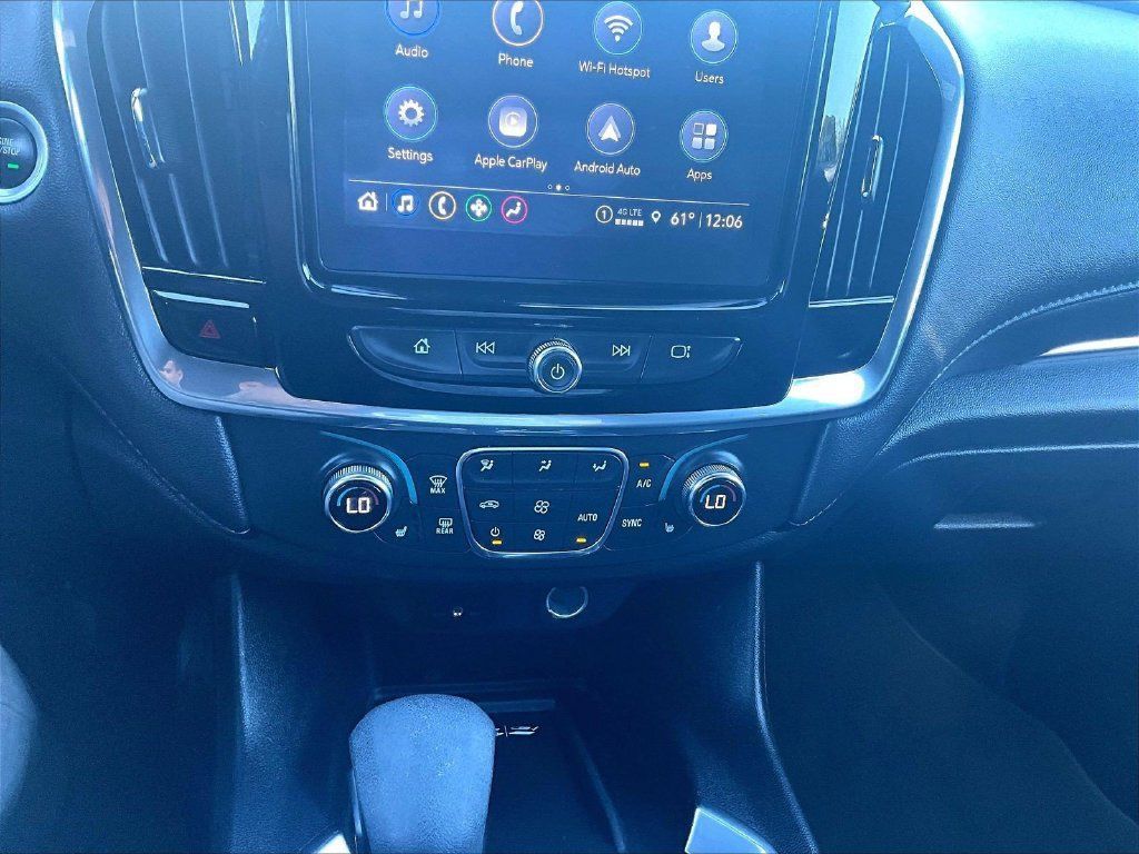 Used 2023 Chevrolet Traverse LT AWD/4WD image 26