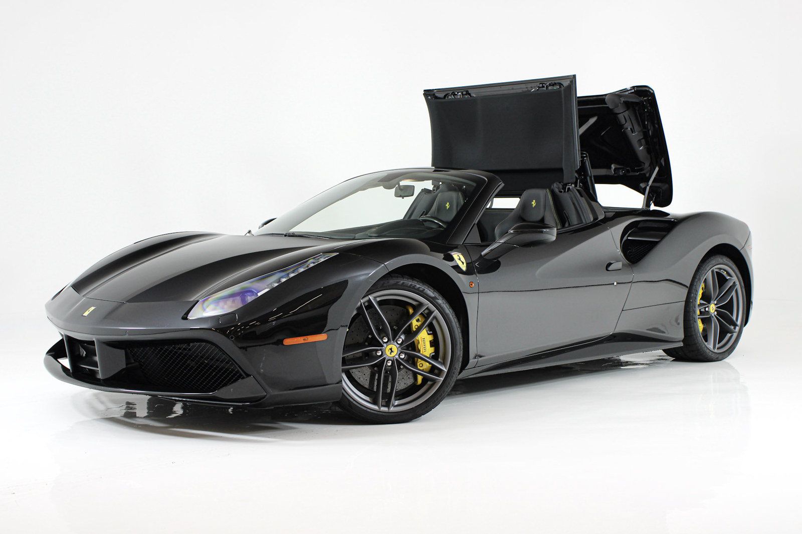 Certified 2017 Ferrari 488 Spider RWD image 64