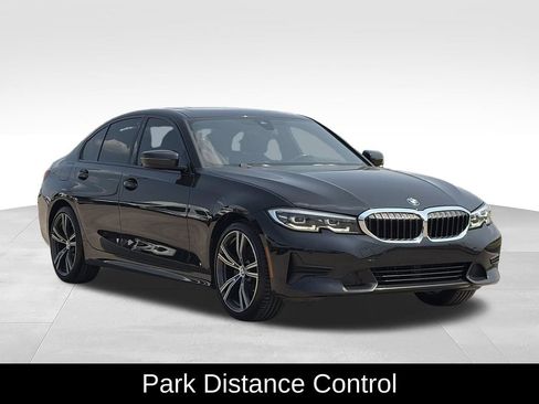 Used 2022 BMW 330i Sedan w/ Premium Package 2 RWD image 11