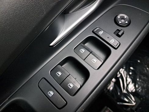 Used 2023 Hyundai Elantra Blue image 27