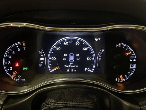 Used 2021 Jeep Grand Cherokee Limited AWD/4WD image 20