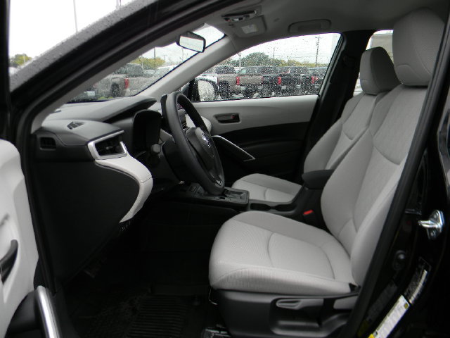 New 2026 Toyota Corolla Cross L AWD/4WD image 16