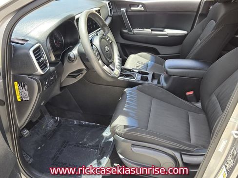 Used 2021 Kia Sportage LX FWD image 10