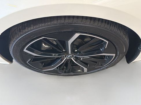 Used 2023 Nissan Altima 2.5 SR w/ SR Premium Package FWD image 11