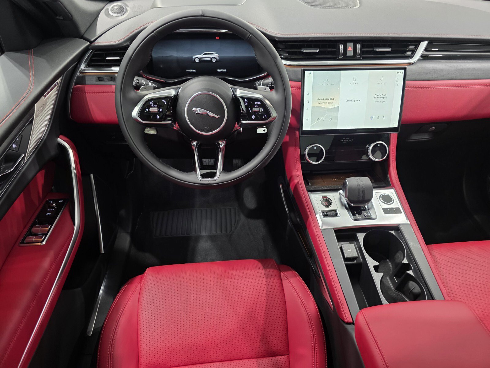 New 2026 Jaguar F-PACE R-Dynamic S AWD/4WD image 10