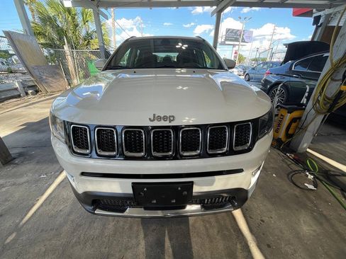 Used 2019 Jeep Compass Limited FWD image 1