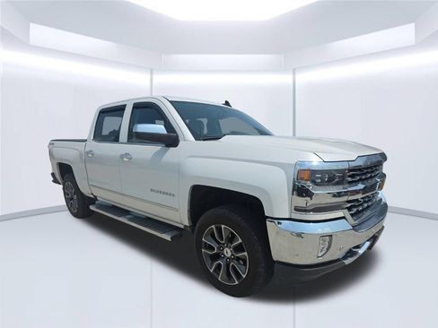 Used 2017 Chevrolet Silverado 1500 LTZ w/ Sport Package AWD/4WD image 8