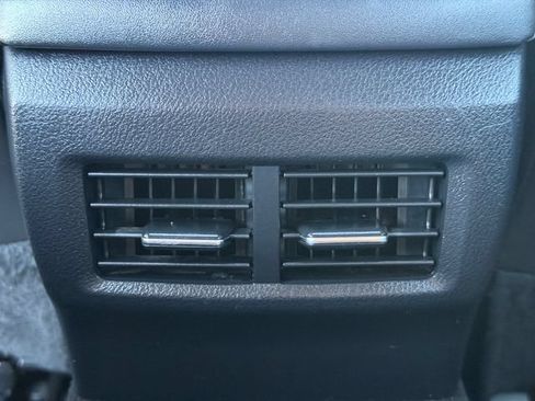 Used 2016 Lexus IS 200t RWD image 17