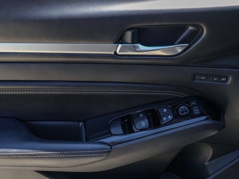 Used 2020 Nissan Altima 2.5 Platinum FWD image 23