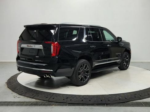 Used 2023 GMC Yukon Denali w/ LPO, Floor Liner Package AWD/4WD image 8