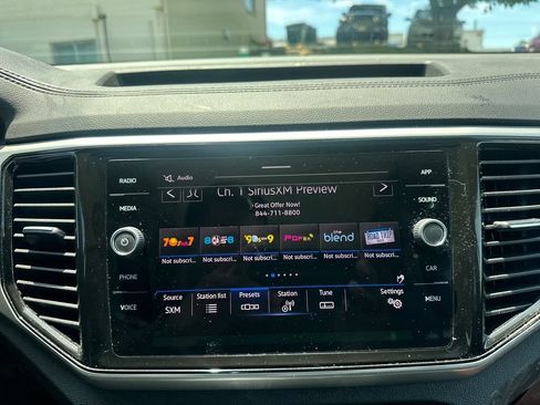 Used 2023 Volkswagen Atlas SE w/ Panoramic Sunroof Package AWD/4WD image 44