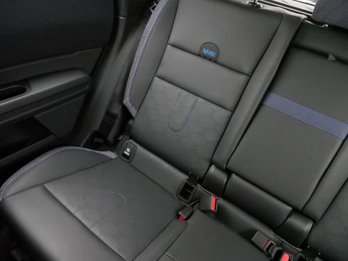 Used 2025 MINI Cooper Countryman S image 12