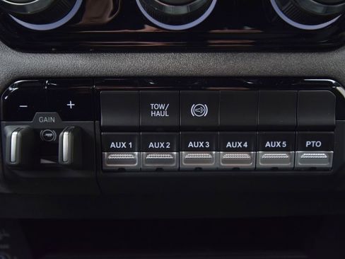 New 2026 RAM 3500 Tradesman w/ Chrome Appearance Group A AWD/4WD image 23