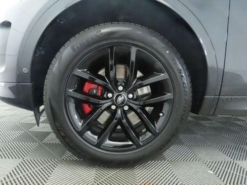 Used 2025 Land Rover Discovery Sport S image 32