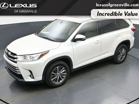 Used 2019 Toyota Highlander XLE image 46
