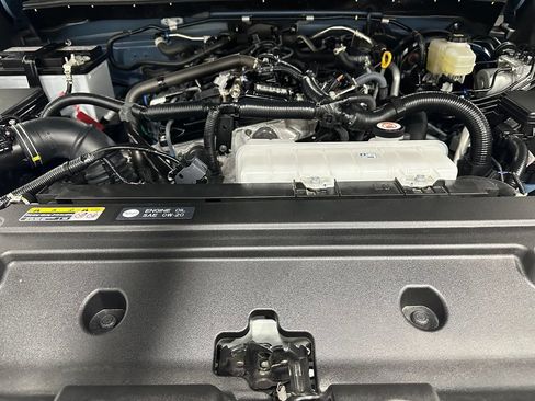Used 2025 Toyota 4Runner SR5 AWD/4WD image 67