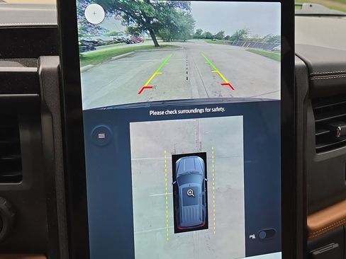 Used 2023 Ford Expedition Max Platinum AWD/4WD image 17