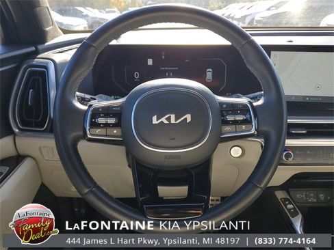 Certified 2025 Kia Sorento SX Prestige image 39