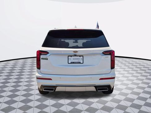 Certified 2020 Cadillac XT6 Premium Luxury FWD image 6