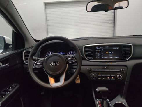 Used 2022 Kia Sportage LX FWD image 22