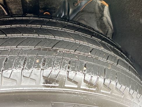 Used 2024 Toyota RAV4 XLE w/ Convenience Package image 26