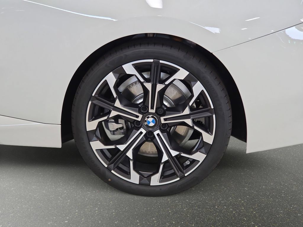 Used 2026 BMW 230i Coupe w/ Convenience Package RWD image 21