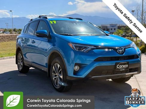 Used 2017 Toyota RAV4 AWD Hybrid image 1