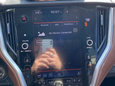 Used 2020 Subaru Outback Touring w/ Popular Package #2 image 24