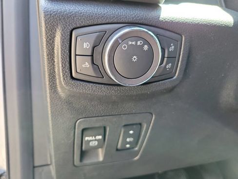 Used 2018 Ford F150 XLT w/ Equipment Group 302A Luxury AWD/4WD image 22
