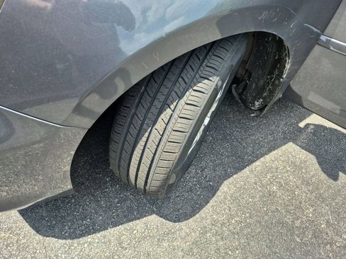 Used 2010 Honda Odyssey EX-L image 11